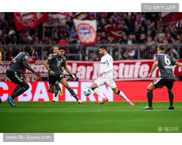 拜仁半场0-1落后莱比锡，罗慕洛抢点破门打破僵局