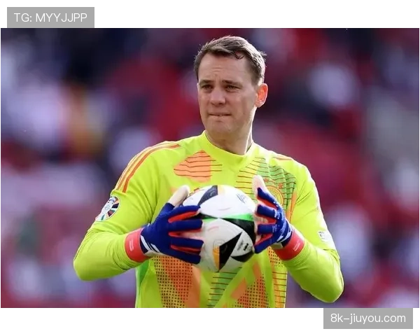 拜仁主帅出席赛前发布会,确认诺伊尔可出战周末联赛